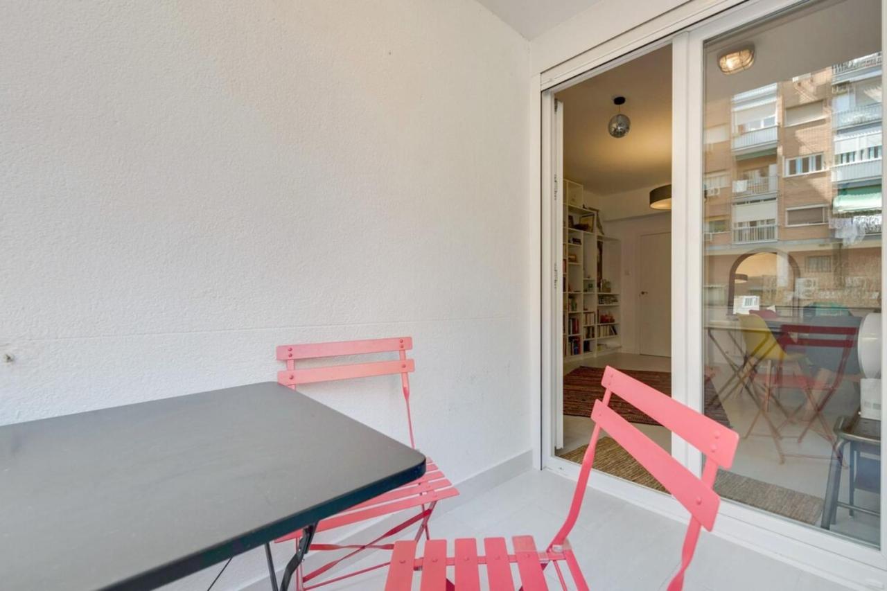 Nice And Cozy Apartment In Delicias Мадрид Екстериор снимка